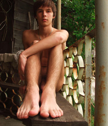Danya (Outdoors) 5d4d8e371ab18.jpg