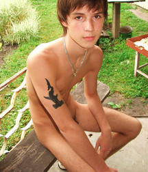 Danya (Outdoors) 5d4d8e57a3975.jpg