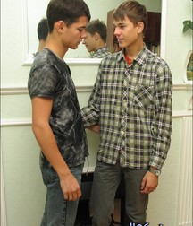 Ton & Roma 5d4f0bb0bc8dd.jpg