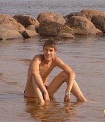Tony Romeo at the Sea Side (No Sex) 5d502b9eeeb94.jpg