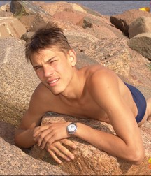 Tony Romeo at the Sea Side (No Sex) 5d502c3fc5ab9.jpg