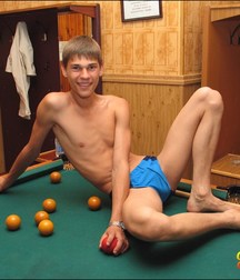 Tony Romeo Playing Pool 5d51115dc2151.jpg