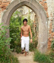 Aaron 5d51de1ad9886.jpg