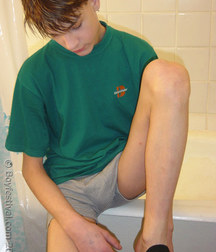 Tony Romeo in Bath and Shower 5d532b60ed792.jpg