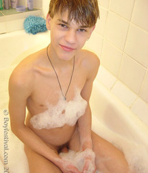 Tony Romeo in Bath and Shower 5d532b6e5cb8d.jpg
