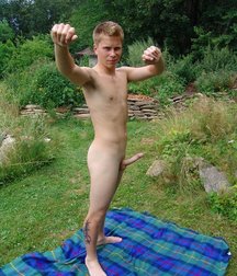 William (Outdoors) 5d53c8b8205b8.jpg