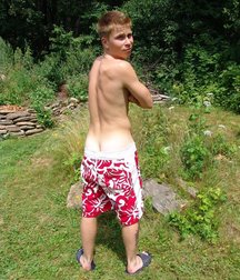 William (Outdoors) 5d5458d0ab244.jpg
