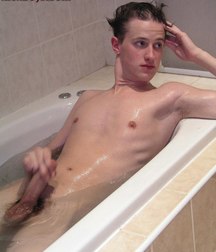 Simon 5d55abf34d23a.jpg
