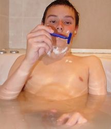 Benny 5d590634c4a1b.jpg