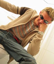 Rodney in the Shower 5d5998d826e4d.jpg