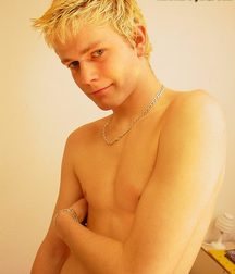 Carl 5d59c5cdcbd97.jpg