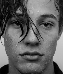 The Beauty of Boys 1 5dc9cd125b3b2.jpg