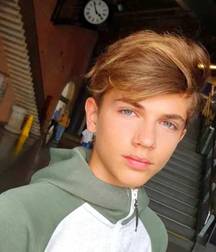 The Beauty of Boys 2 5dc9cf01a1925.jpg