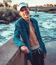 The Beauty of Boys 2 5dc9cf0b78e5e.jpg