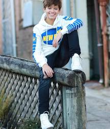 The Beauty of Boys 3 5dc9db2cb33d2.jpg
