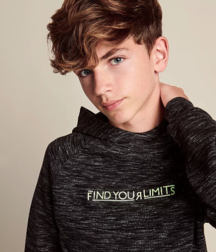 The Beauty of Boys 4 5dc9eb834959c.png