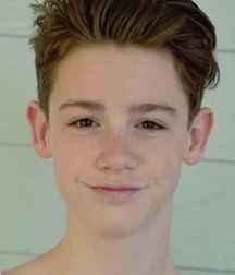 The Beauty of Boys 8 5dcadae84b6f8.jpg