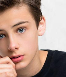 The Beauty of Boys 11 5dcaffc05ac46.jpg
