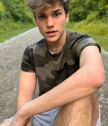 The Beauty of Boys 11 5dcaffd324dd0.jpg