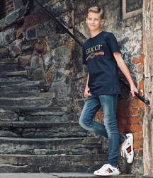 The Beauty of Boys 11 5dcaffe1bc83b.jpg