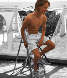 The Beauty of Boys 11 5dcaffec07505.jpg