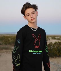 The Beauty of Boys 14 5dcb1a1a2c9d4.jpg