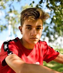 The Beauty of Boys 16 5dcb2fa16c4e9.jpg
