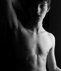 Artistic Photography B&W 4 5dcc43420da8d.jpg
