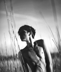 Artistic Photography B&W 6 5dcc7665ca95a.jpg