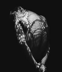 Artistic Photography B&W 7 (Final) 5dcc84551a175.jpg