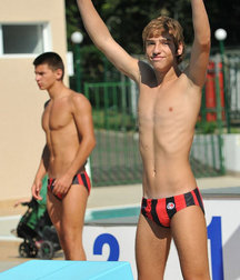 Boys in SwimWear 1 5dcd5ebfb4252.jpg