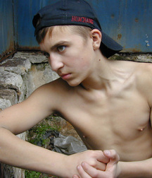 TBW - Famous Models - 1 5dd162753db0b.jpg