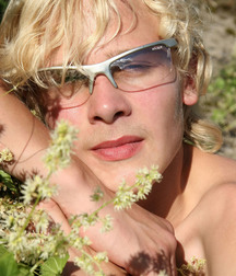 TWB - Famous Models - 2 5dd1706f313d2.jpg