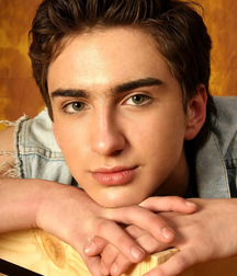 TWB - Famous Models - 2 5dd1709198d2a.jpg