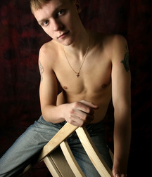 TWB - Famous Models - 2 5dd170cca81c5.jpg