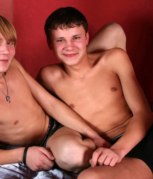 TWB - Famous Models - 2 5dd171070351c.jpg