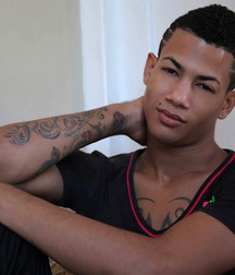 TBW - Famous Models - 3 5dd178ac6955e.jpg
