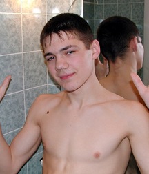 Julian 5de325052d494.jpg
