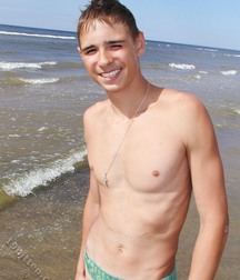 Leo 5de688bdae133.jpg