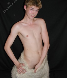 Benny 5df3ebee64909.jpg