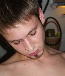 Bolik - Older 5df5449545c44.jpg