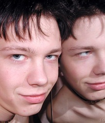 Emil 5dffe6d78d8f7.jpg