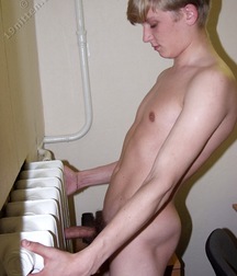 Jurasik blond boy porn teen 5e0fbb684f105.jpg