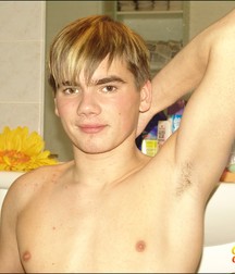 Phil - Famous Gay Boy Model Solo and his Sex Porn 5e123f47aeec4.jpg