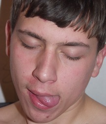 Kirja - Young Gay Boy Sex Porn who love to taste his Cum 5e13386d1b719.jpg
