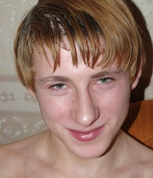 Konstantin - Young Gay Boy with Cum and Shower Porn 5e138d6f379f9.jpg