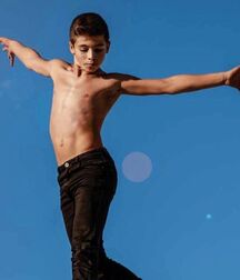Ballet Boys - Artistic Performance 5f452bf7e1512.jpg