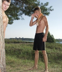 Oleg and friends (High Res) 5f4560117a586.jpg