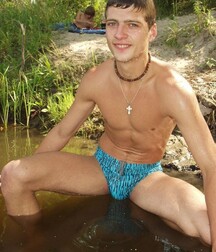 Oleg and friends (High Res) 5f4560466d5c2.jpg