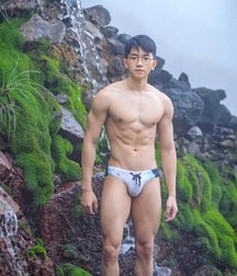 cute twinks 5cfbeb8cba895.jpg